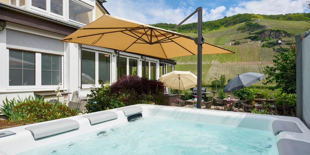 Sonnenuhr Bed and Breakfast Bernkastel-Kues Eksteriør billede